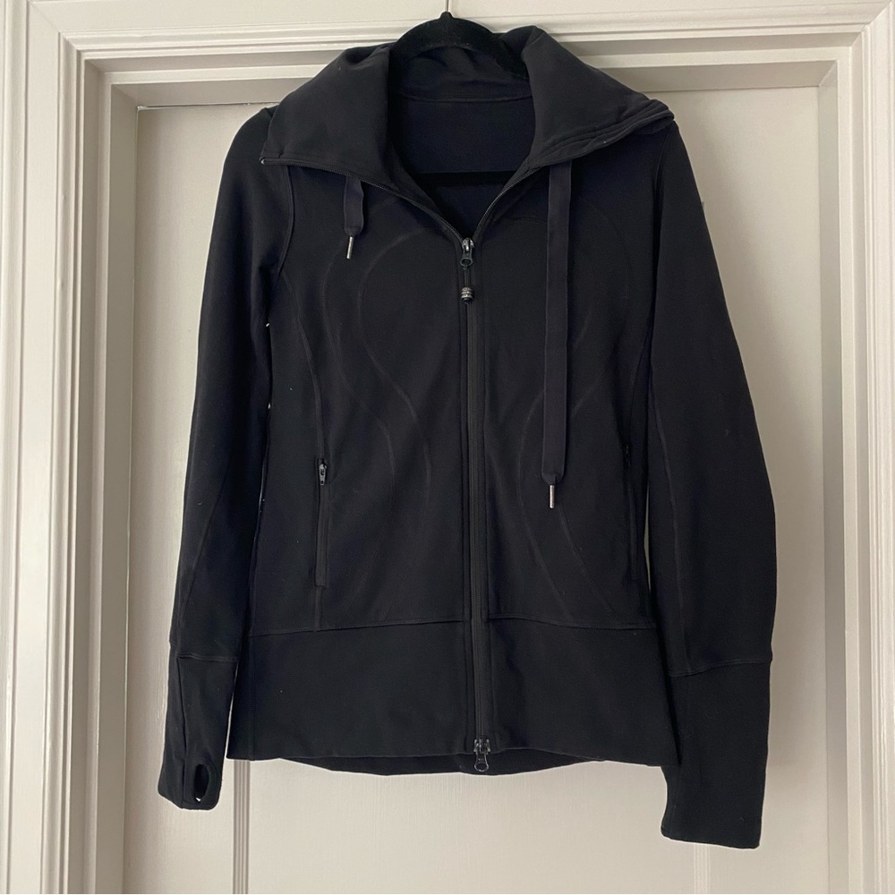Lululemon black jacket
